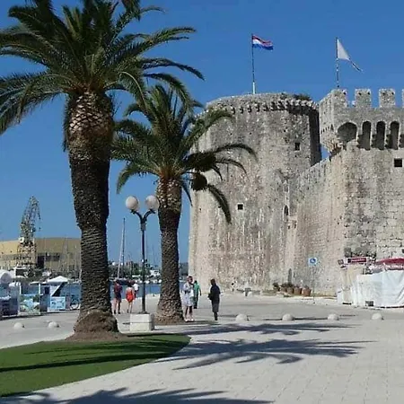 Danoa Ciovo Apartamento