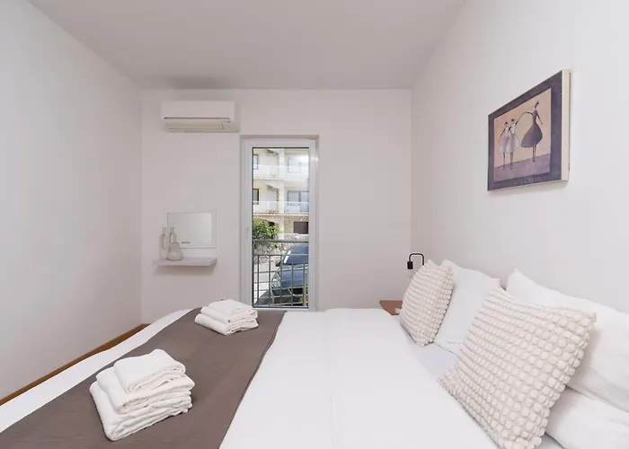 Danoa Ciovo Διαμέρισμα Τρογκίρ